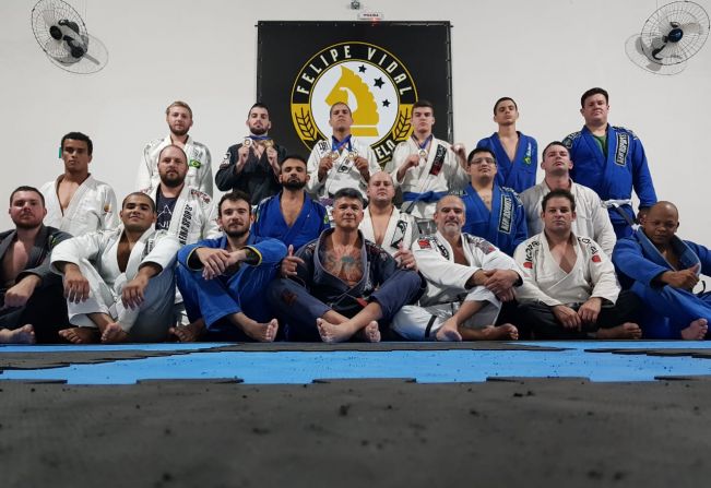 Atletas cerquilhenses de JiuJitsu se destacam em campeonato